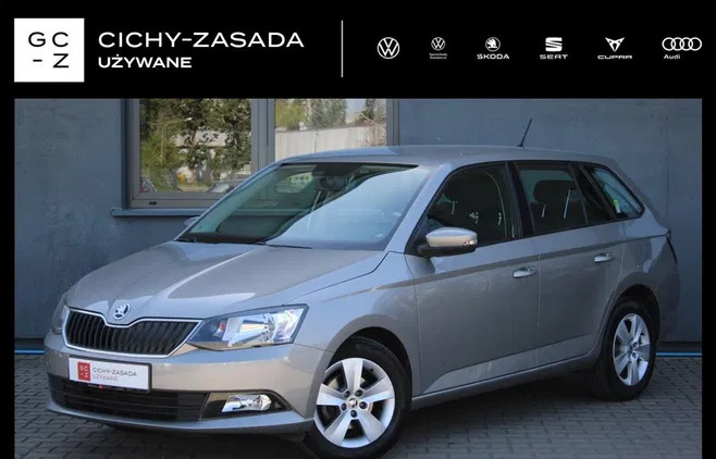 samochody osobowe Skoda Fabia cena 39900 przebieg: 73765, rok produkcji 2017 z Stronie Śląskie